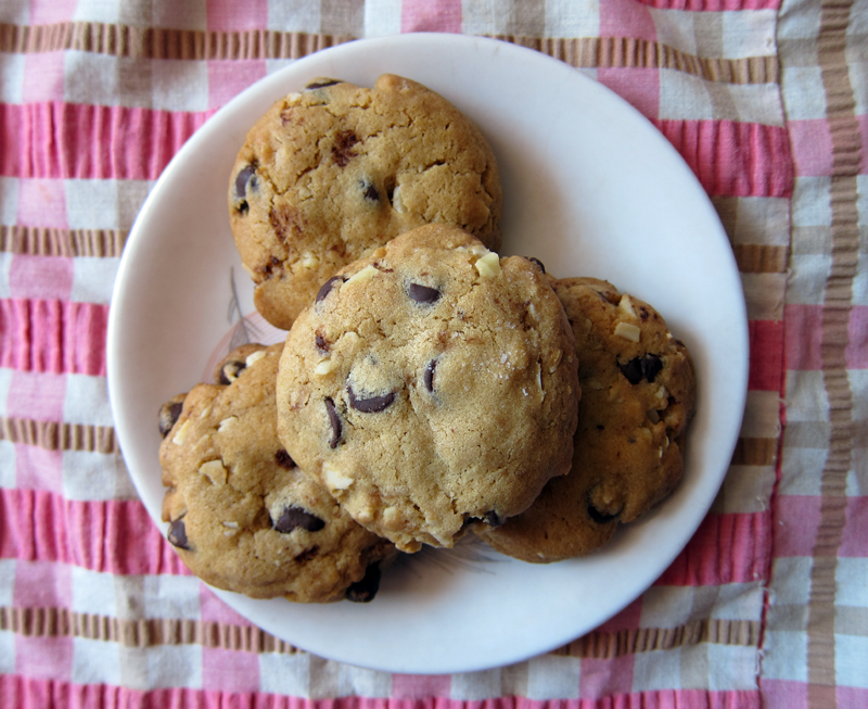 the very best chocolate chip cookie recipe ever | Everybody Likes